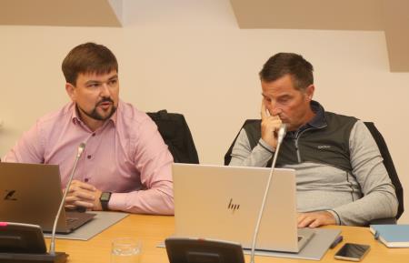 6. SEJA OBČINSKEGA SVETA 05 FOTO LJUBO VUKELIČ